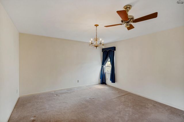 1601 HAYES STREET, Wichita Falls, TX 76309