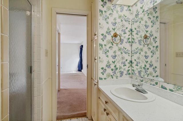 1601 HAYES STREET, Wichita Falls, TX 76309