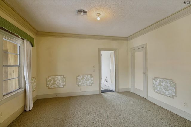 1601 HAYES STREET, Wichita Falls, TX 76309