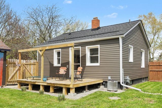 904 Hawthorne Avenue, Ypsilanti, MI 48198