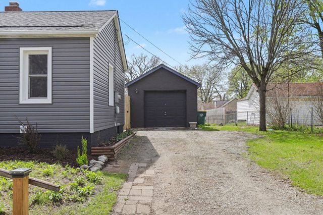 904 Hawthorne Avenue, Ypsilanti, MI 48198