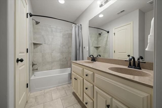 16154 S Canton Street, Gardner, KS 66030