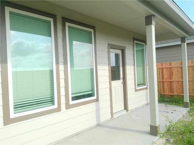 2846 Westeros St, Corpus Christi, TX 78415