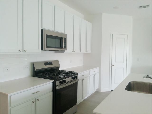 2846 Westeros St, Corpus Christi, TX 78415