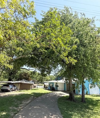 132 Shady Shore Drive, Mabank, TX 75156