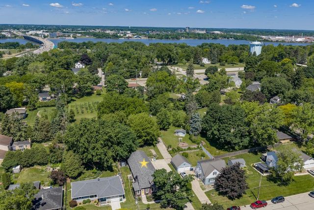 2686 BEAUMONT STREET, Green Bay, WI 54301