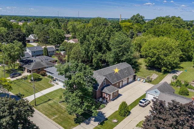 2686 BEAUMONT STREET, Green Bay, WI 54301