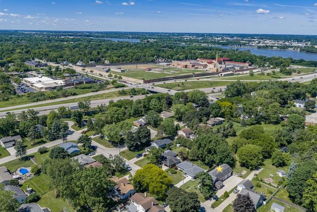 2686 BEAUMONT STREET, Green Bay, WI 54301