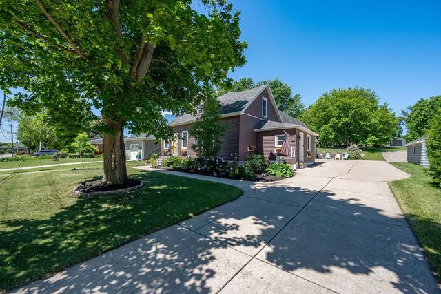 2686 BEAUMONT STREET, Green Bay, WI 54301