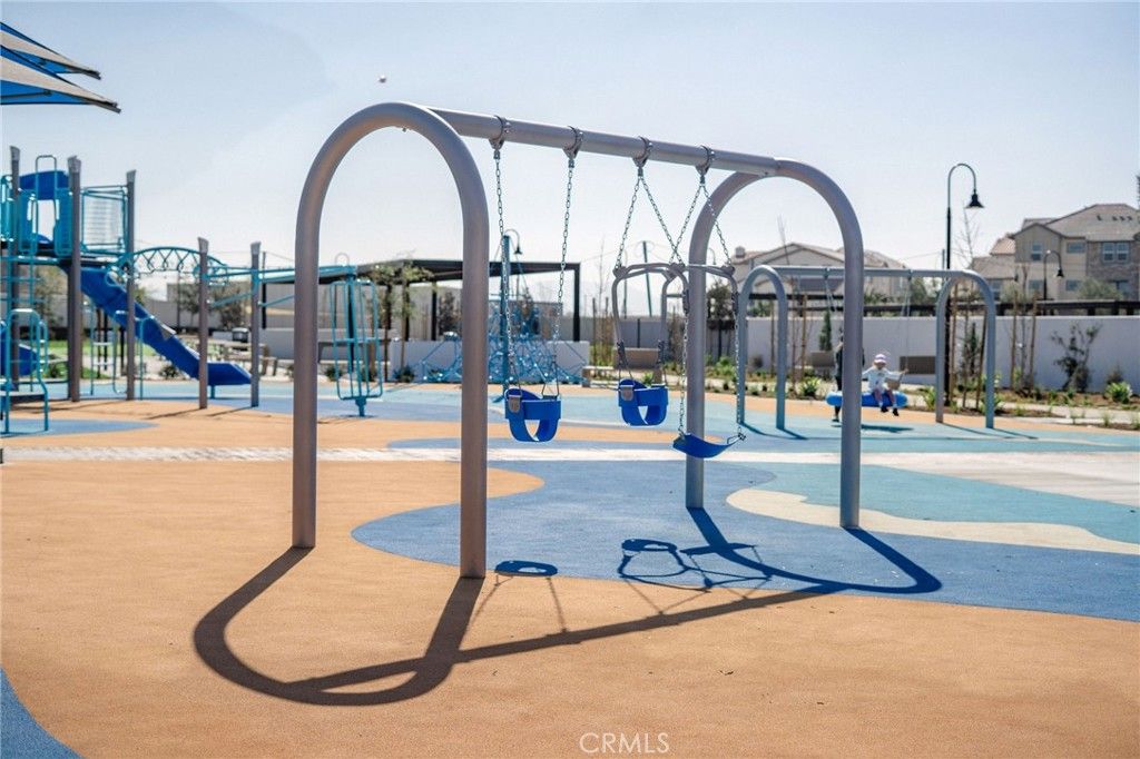 Image 24 of property listing at 5921 Gramercy Way, Eastvale, CA 92880