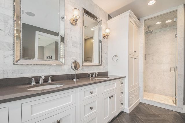 112 S Niles Avenue, South Bend, IN 46617