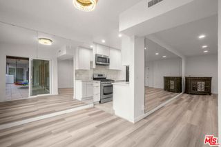 423 S Rexford Drive 202, Beverly Hills, CA 90212