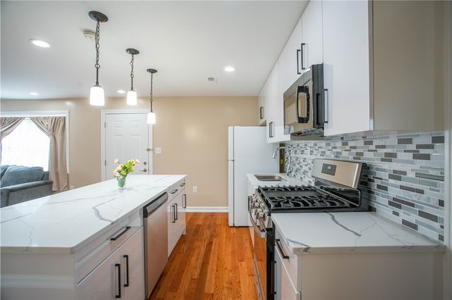 423 16th Ave, Patterson Twp, PA 15010