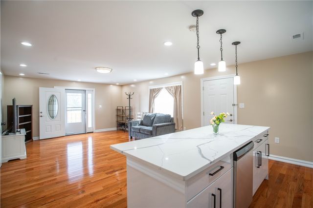 423 16th Ave, Patterson Twp, PA 15010