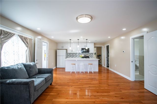 423 16th Ave, Patterson Twp, PA 15010