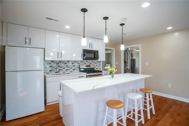 423 16th Ave, Patterson Twp, PA 15010