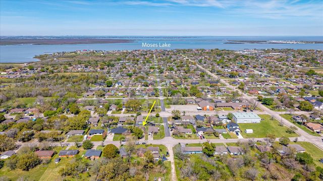 2604 27th Avenue N, Texas City, TX 77590