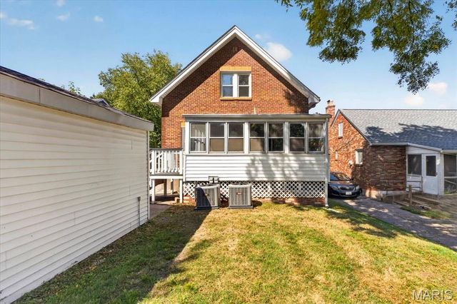 7334 Devonshire Avenue, St Louis, MO 63119