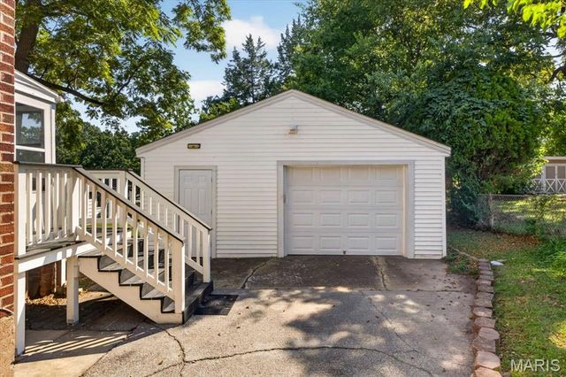 7334 Devonshire Avenue, St Louis, MO 63119