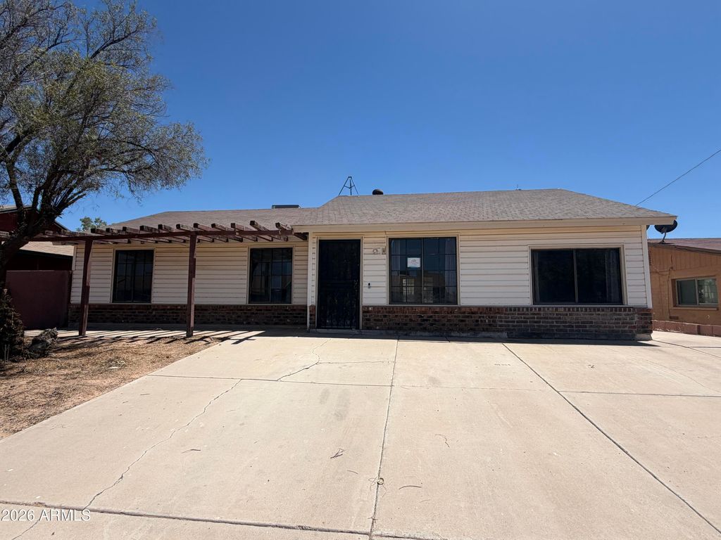 1131 E BISNAGA Street, Casa Grande, AZ 85122 — photo 2