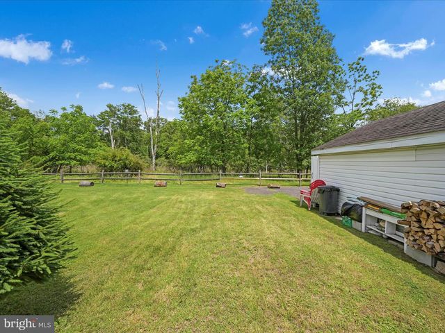 702 N WARREN ST, Orwigsburg, PA 17961