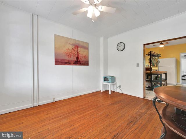 702 N WARREN ST, Orwigsburg, PA 17961