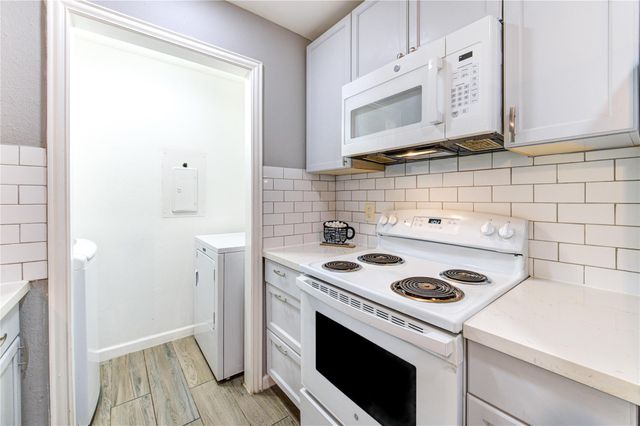 3929 Tanglewilde Street 3929, Houston, TX 77063