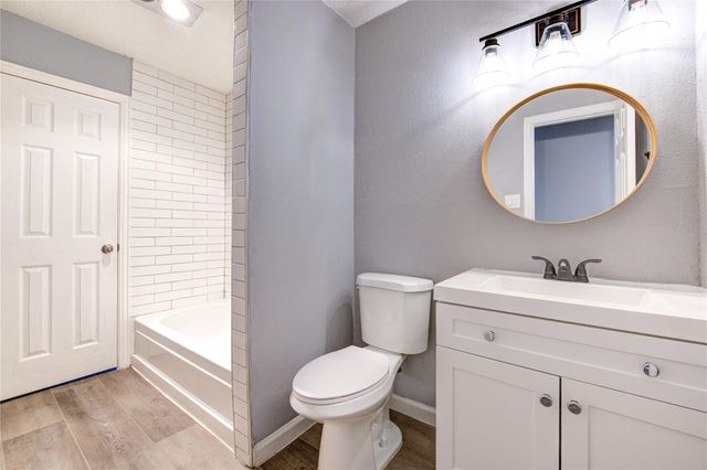 3929 Tanglewilde Street 3929, Houston, TX 77063