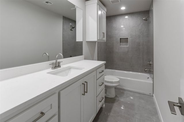 11264 S Fir Avenue W, Jenks, OK 74037