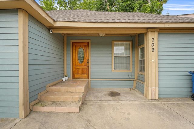 709 S Munger Boulevard, Dallas, TX 75223
