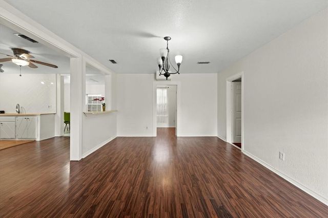 709 S Munger Boulevard, Dallas, TX 75223