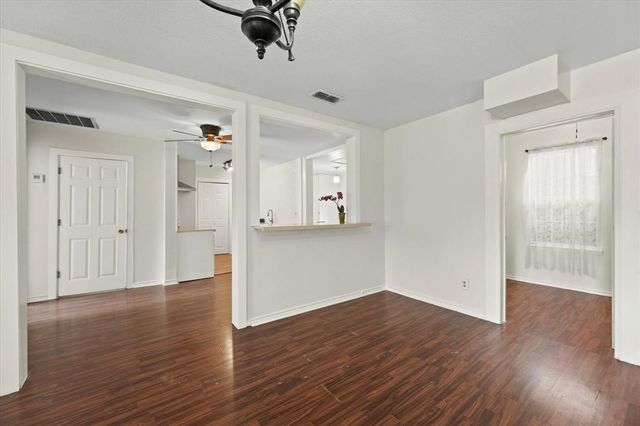 709 S Munger Boulevard, Dallas, TX 75223