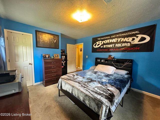 6801 Rutledge Rd, Louisville, KY 40258