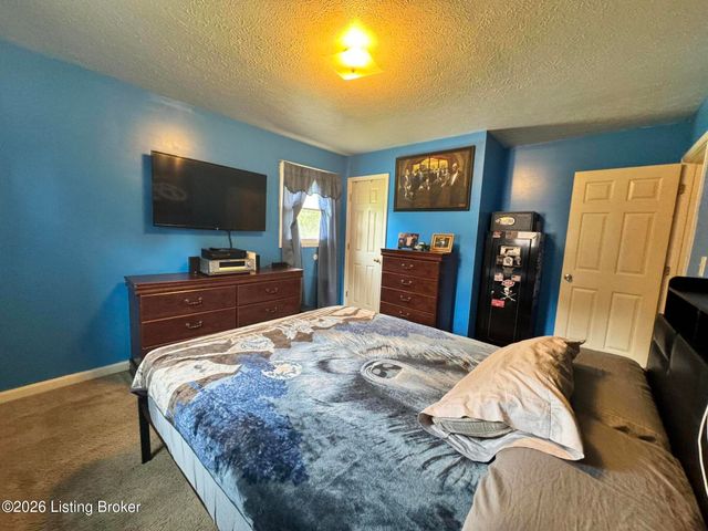6801 Rutledge Rd, Louisville, KY 40258