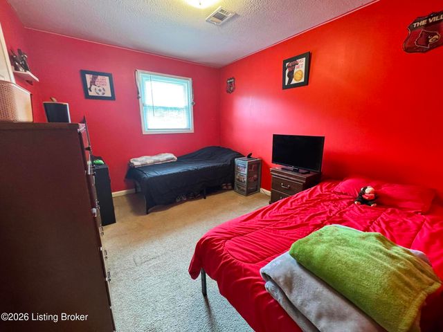 6801 Rutledge Rd, Louisville, KY 40258
