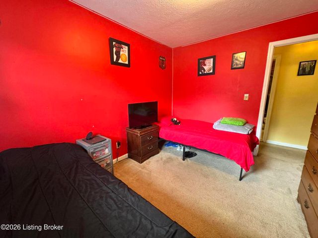 6801 Rutledge Rd, Louisville, KY 40258