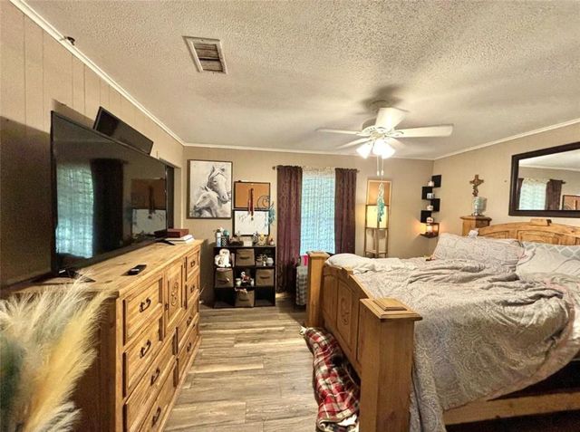 237 County Road 3523, Woodville, TX 75979