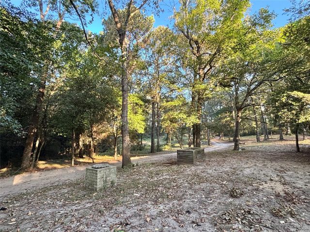 237 County Road 3523, Woodville, TX 75979