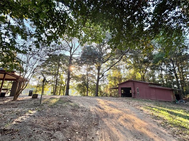 237 County Road 3523, Woodville, TX 75979