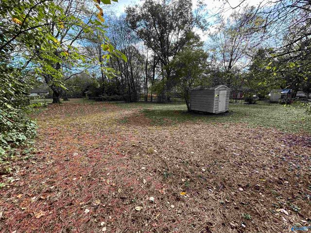 2723 Oaktree Lane, Huntsville, AL 35810