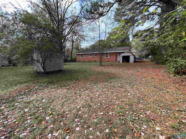 2723 Oaktree Lane, Huntsville, AL 35810