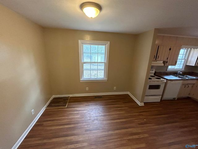 2723 Oaktree Lane, Huntsville, AL 35810