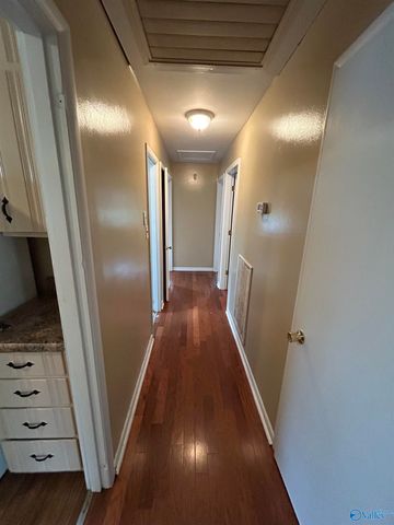 2723 Oaktree Lane, Huntsville, AL 35810