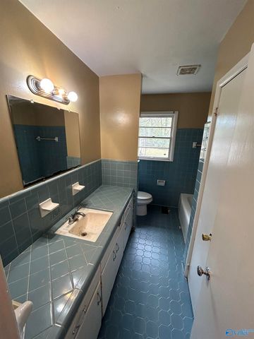 2723 Oaktree Lane, Huntsville, AL 35810