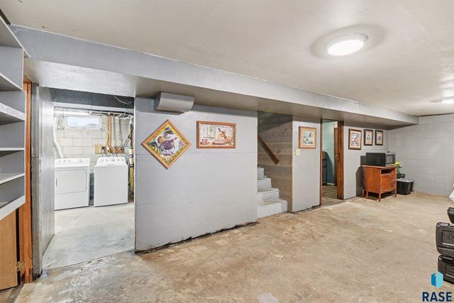 5413 N French Ave Avenue, Sioux Falls, SD 57104