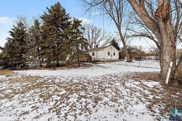 5413 N French Ave Avenue, Sioux Falls, SD 57104