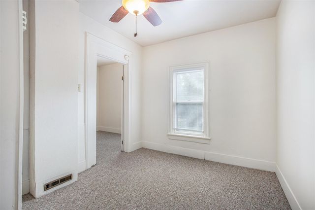 834 W Main Street, Kalamazoo, MI 49007
