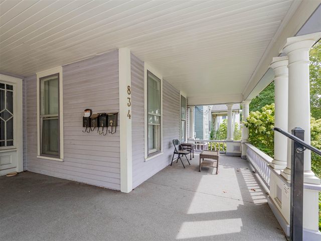 834 W Main Street, Kalamazoo, MI 49007