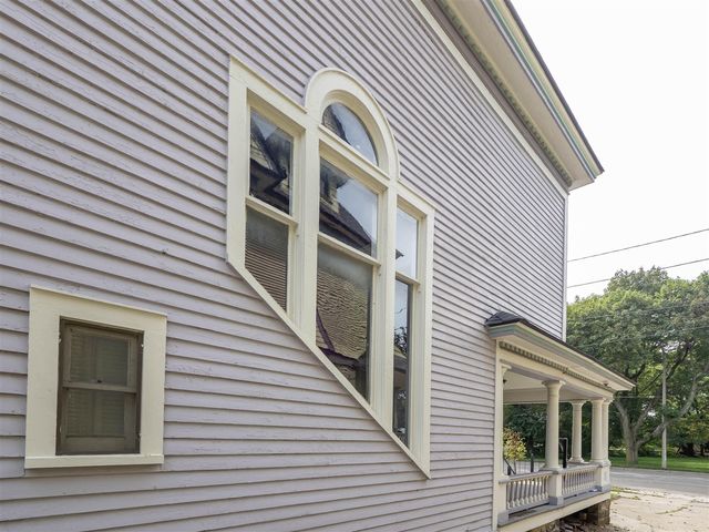 834 W Main Street, Kalamazoo, MI 49007