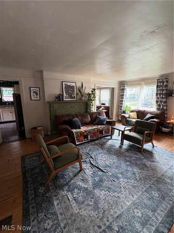3599 Blanche Avenue, Cleveland Heights, OH 44118